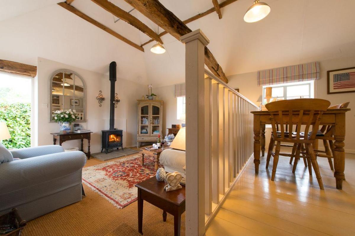 The Stables, Relax In 5 Star Style And Comfort With Lovely Walks All Around Maplestead Exterior photo