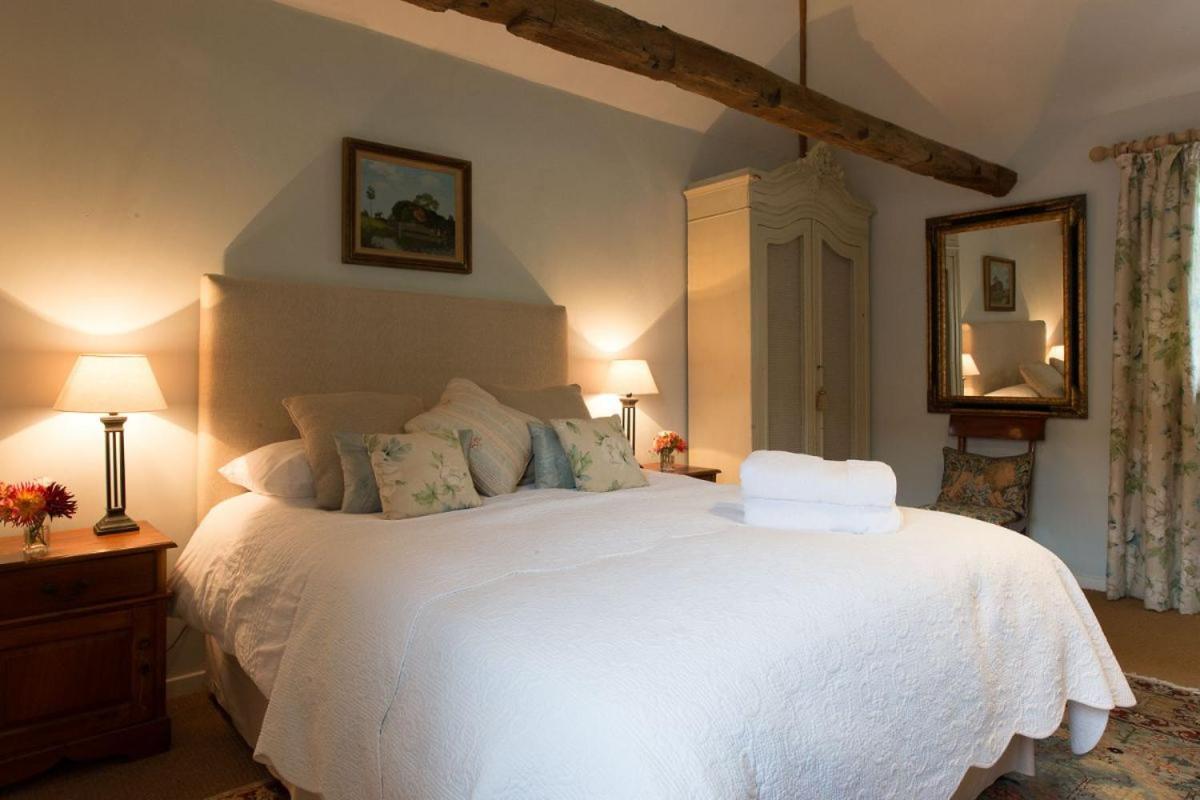The Stables, Relax In 5 Star Style And Comfort With Lovely Walks All Around Maplestead Exterior photo