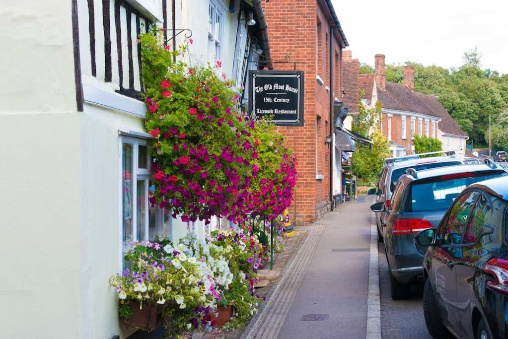 The Stables, Relax In 5 Star Style And Comfort With Lovely Walks All Around Maplestead Exterior photo